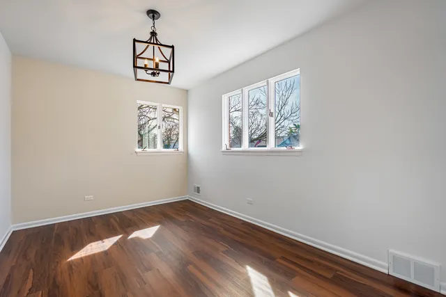 $419,000 | 4313 Elm Avenue, Lyons, IL 60534