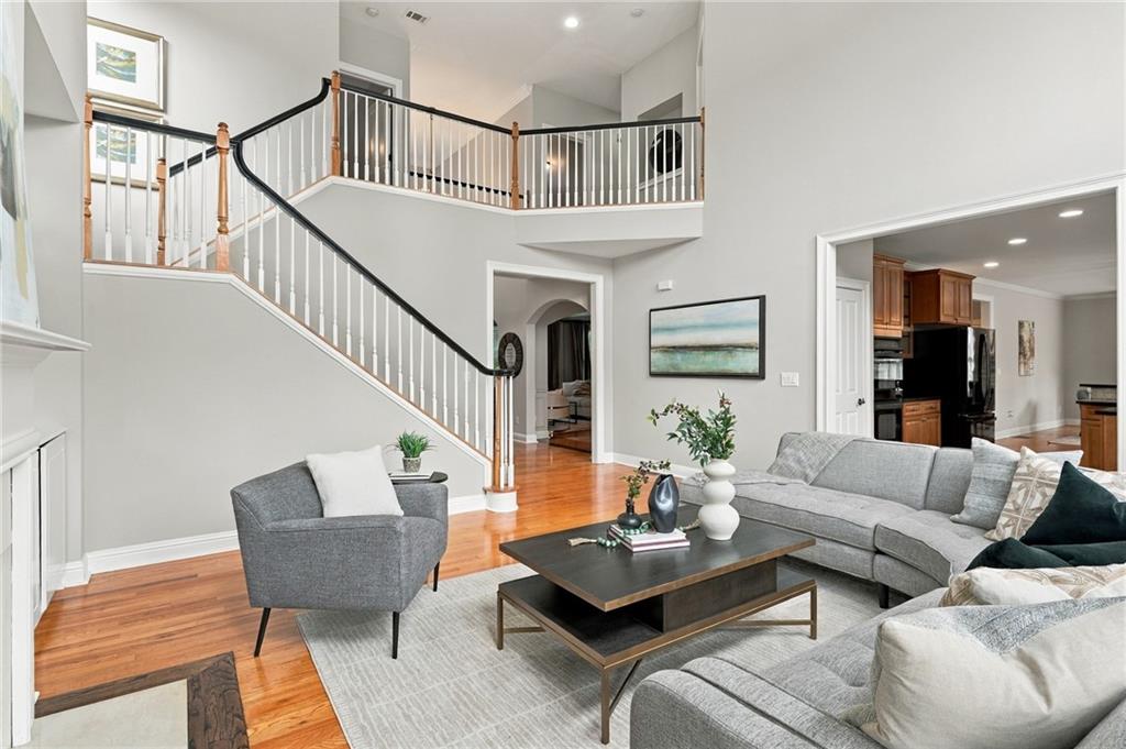 1699 Harlington Road Smyrna, GA 30082 - Photo 5 of 50 Gallery Image 5