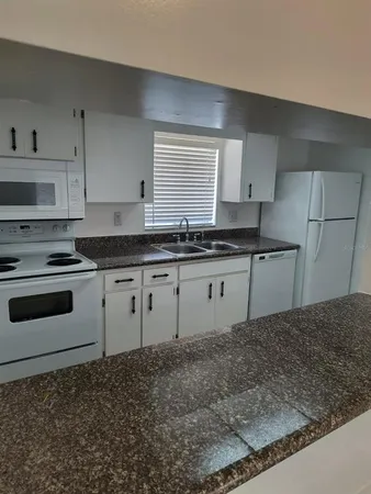 $1,650 | 2285 Richter Street, Dunedin, FL 34698