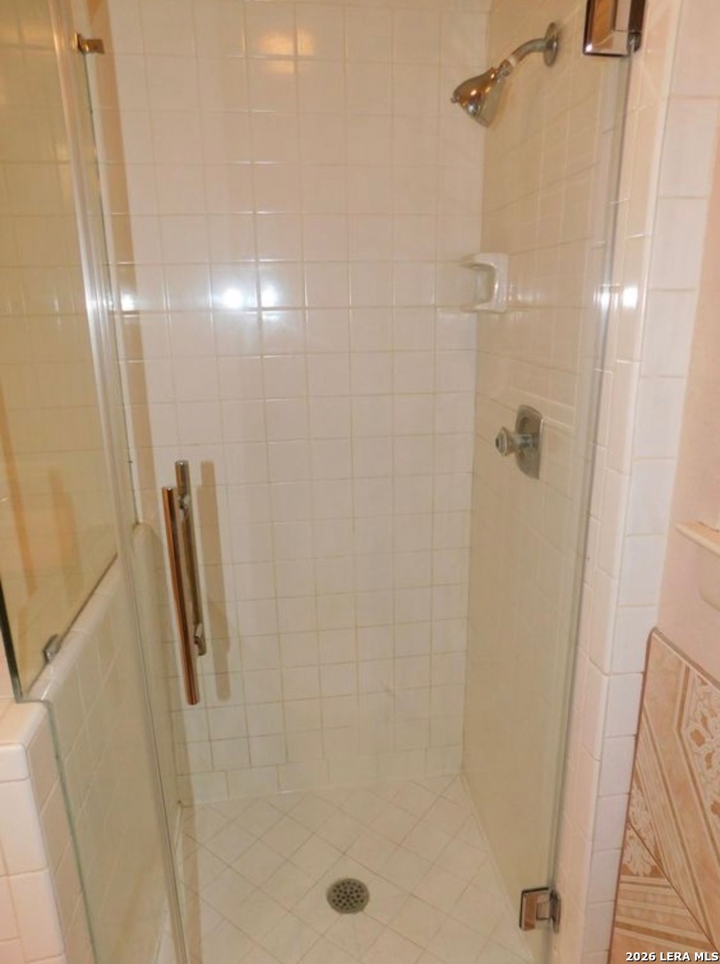 5359 Fredericksburg Road, Unit 302 San Antonio, TX 78229 - Photo 8 of 16