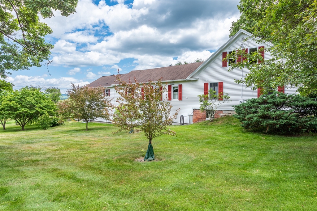 1450 South East Street Amherst, MA 01002 - Photo 39 of 40