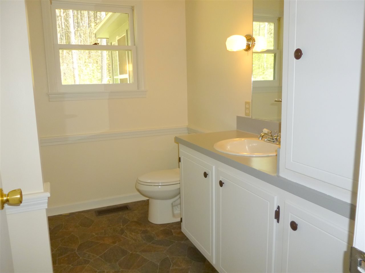 31 Richards Road Wolfeboro, NH 03894 - Photo 15 of 21