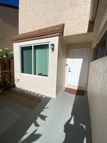 $2,800 | Jacaranda, Plantation, FL 33324