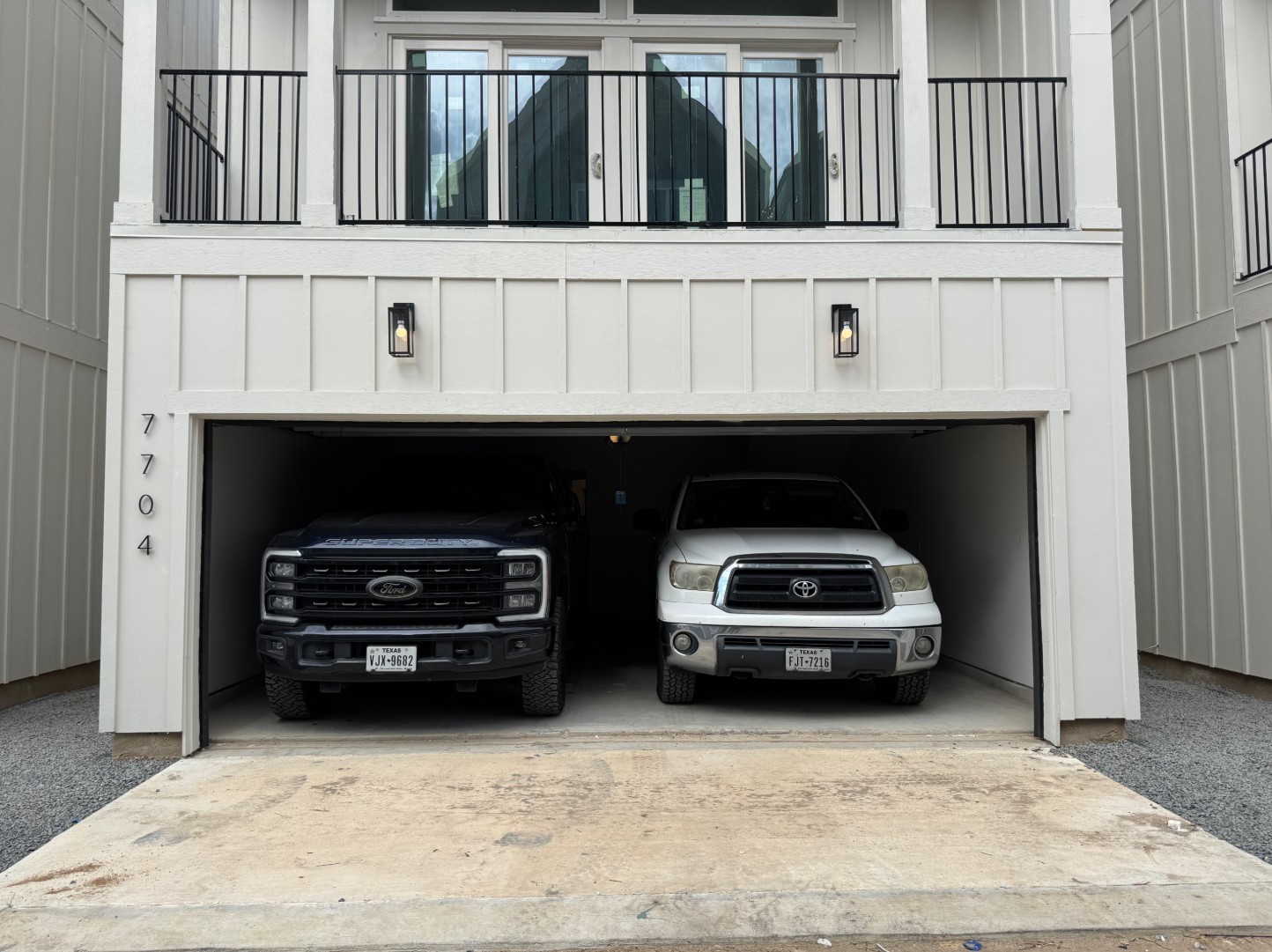 7706 Earl Rudder Way Houston, TX 77055 - Photo 43 of 46 a view of a car garage