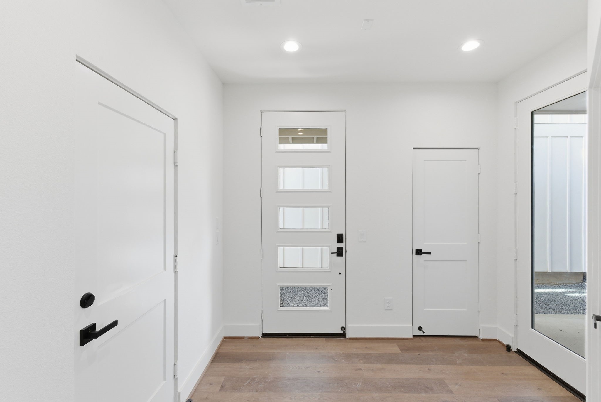 7706 Earl Rudder Way Houston, TX 77055 - Photo 8 of 46 a view of an empty room