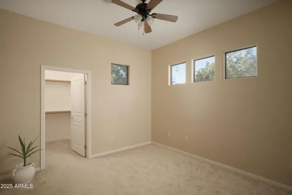 $2,500 | 2989 North 44th Street, Unit 2001, Phoenix, AZ 85018