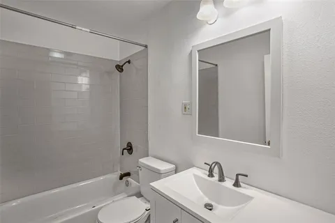 $299,000 | 3504 Mission Street, Fort Worth, TX 76109