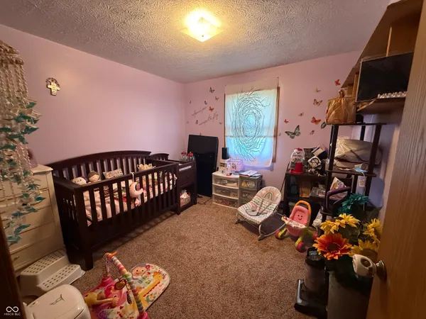 $189,900 | 5470 North Base Road, North Vernon, IN 47265