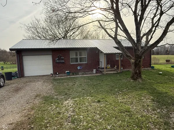 $189,900 | 5470 North Base Road, North Vernon, IN 47265