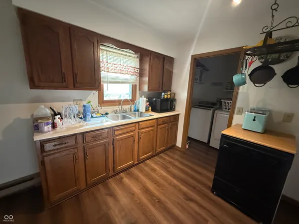 $189,900 | 5470 North Base Road, North Vernon, IN 47265