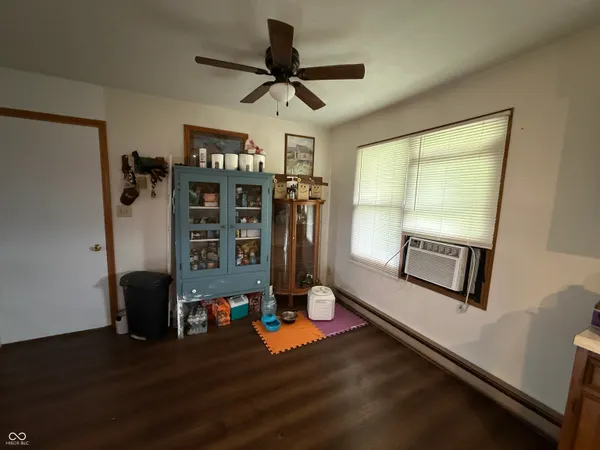 $189,900 | 5470 North Base Road, North Vernon, IN 47265