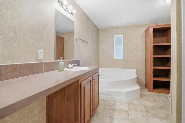 $325,000 | 11305 Broadview Road, Seffner, FL 33584