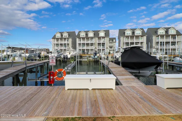 $120,000 | 200 Olde Towne Yacht Club Drive, Unit SLIP 68, Beaufort, NC 28516