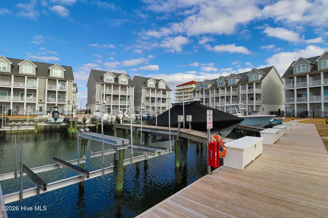 $120,000 | 200 Olde Towne Yacht Club Drive, Unit SLIP 68, Beaufort, NC 28516