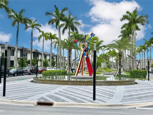 $4,990 | 4861 Northwest 83rd Path, Unit 4861, Doral, FL 33166