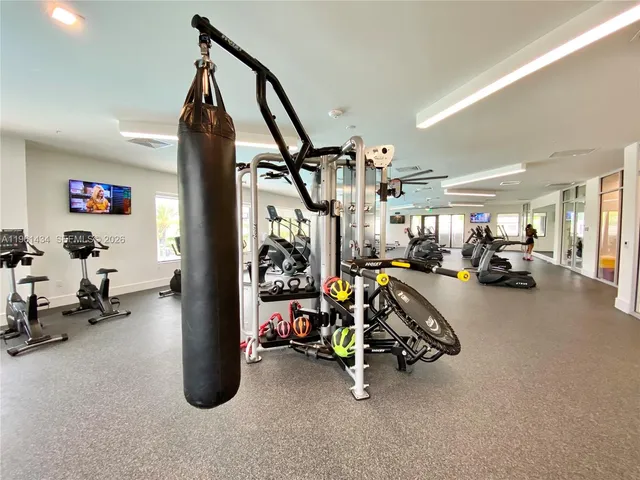 $4,990 | 4861 Northwest 83rd Path, Unit 4861, Doral, FL 33166