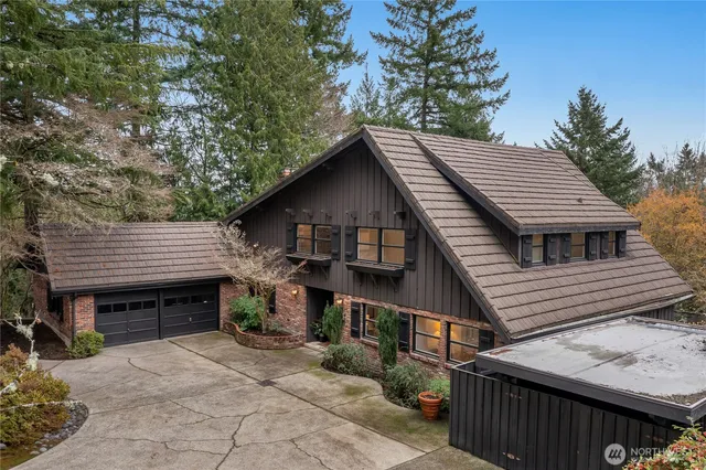 $3,250,000 | 16521 Northeast 1st Place, Bellevue, WA 98008