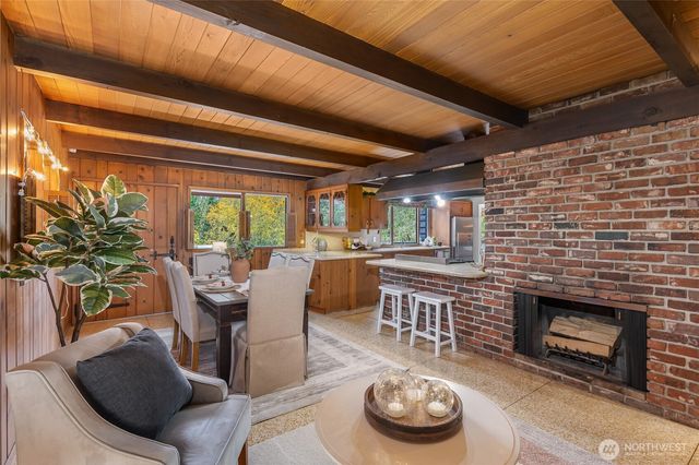 $3,250,000 | 16521 Northeast 1st Place, Bellevue, WA 98008