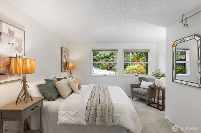 $3,250,000 | 16521 Northeast 1st Place, Bellevue, WA 98008