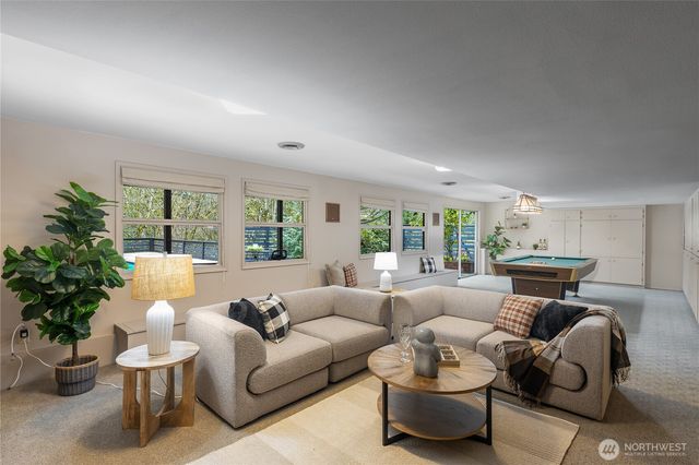 $3,250,000 | 16521 Northeast 1st Place, Bellevue, WA 98008