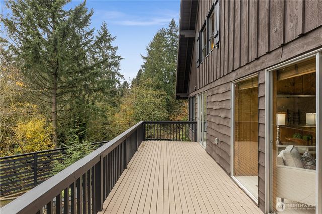 $3,250,000 | 16521 Northeast 1st Place, Bellevue, WA 98008