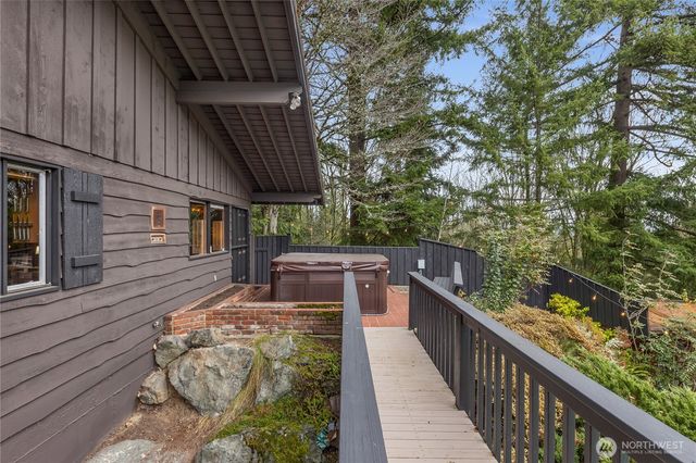 $3,250,000 | 16521 Northeast 1st Place, Bellevue, WA 98008