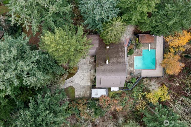 $3,250,000 | 16521 Northeast 1st Place, Bellevue, WA 98008