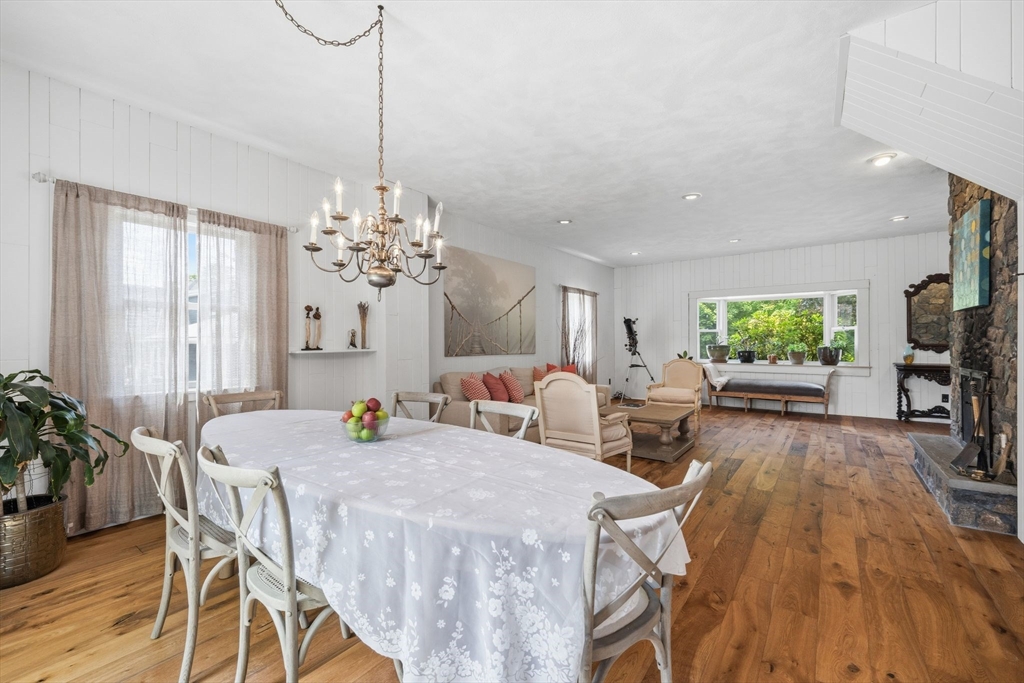 21 Shepard Street Marblehead, MA 01945 - Photo 11 of 31