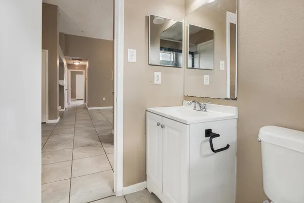 $1,500 | 4403 Conward Drive, Houston, TX 77066