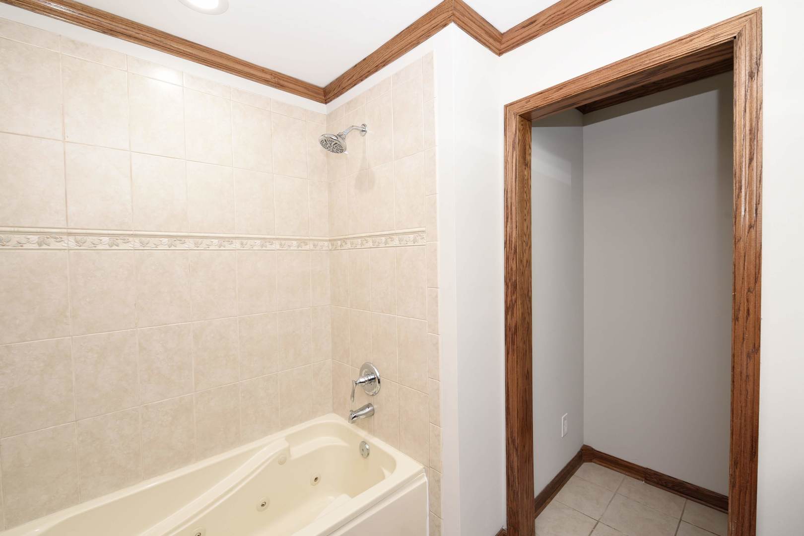 1301 Miller Road McHenry, IL 60051 - Photo 40 of 48