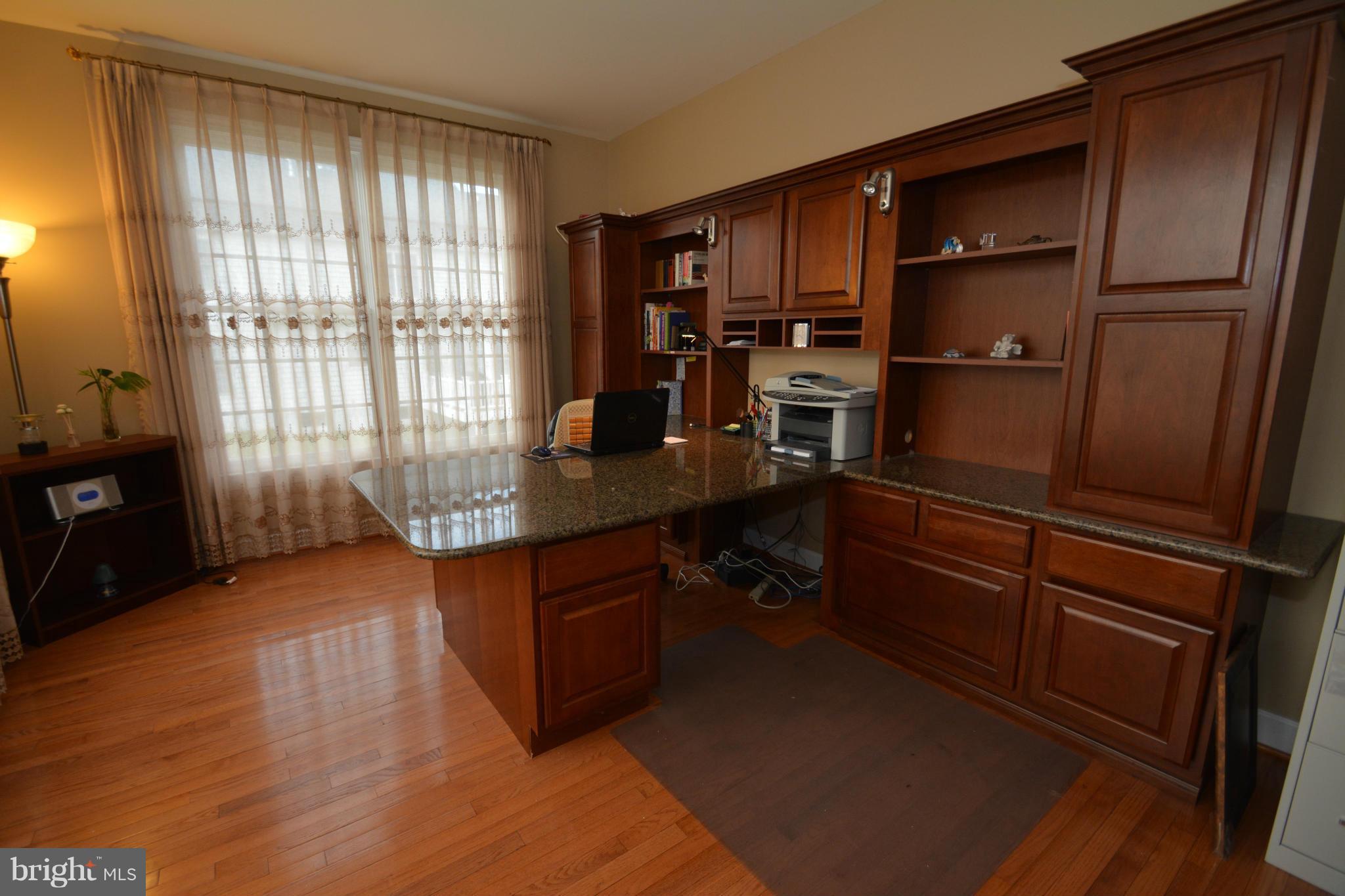 14406 Autumn Rust Road Boyds, MD 20841 - Photo 10 of 30 Interior (General) - Sturdy Room