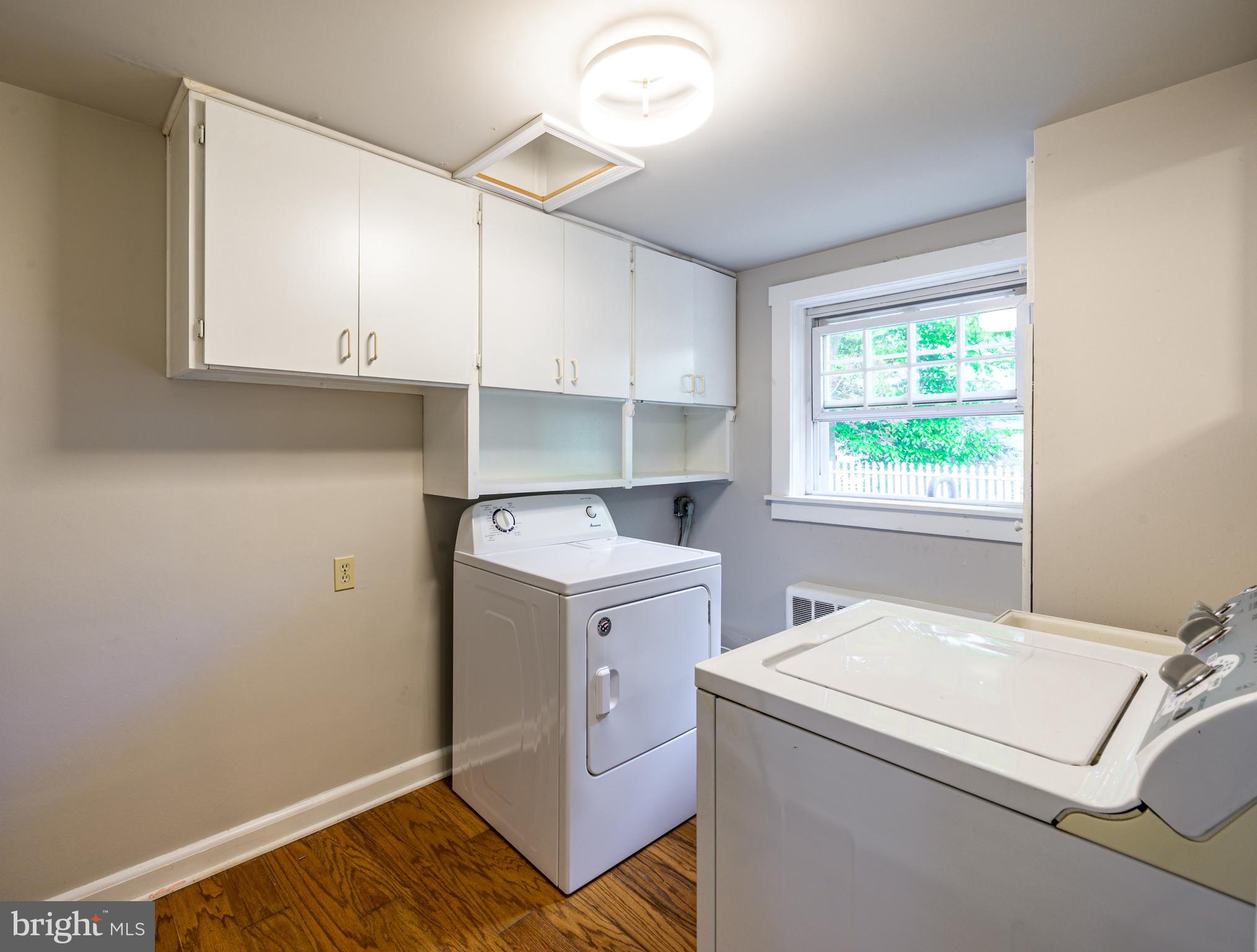 126 Beulah Road Doylestown, PA 18901 - Photo 17 of 31 1st Floor Laundry