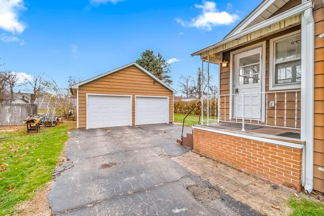 $169,900 | 230 Compton Street, Bronson, MI 49028