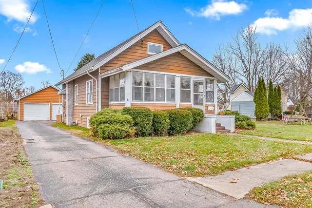 $169,900 | 230 Compton Street, Bronson, MI 49028