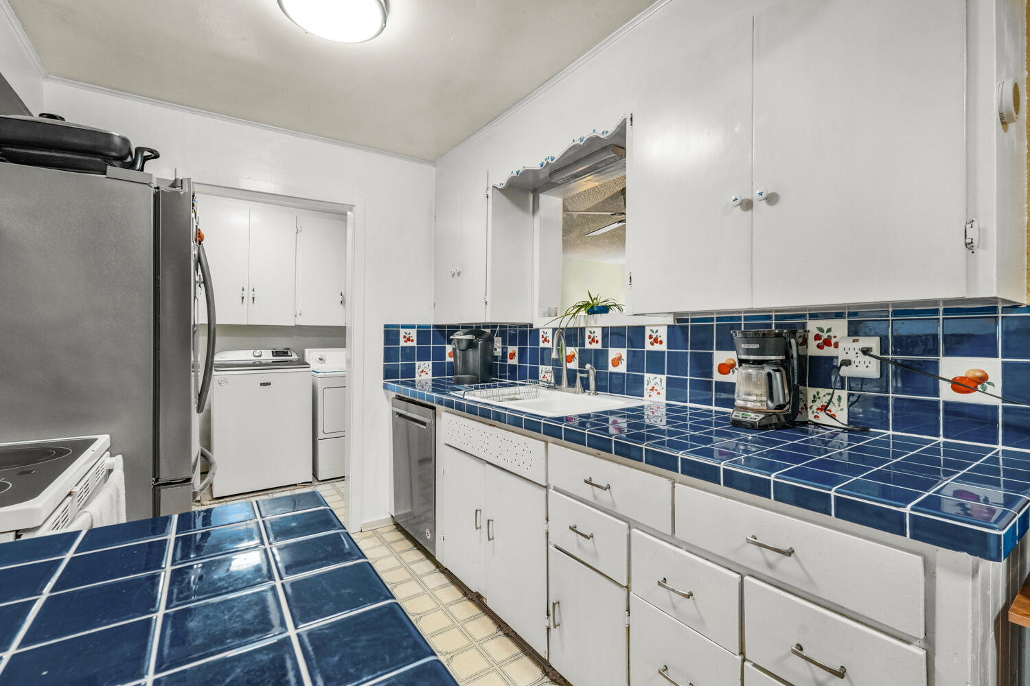 1381 Oak Hill Road Roseburg, OR 97471 - Photo 13 of 47 DSC00763