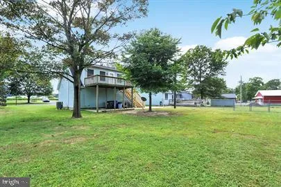 $975 | 1049 Yoder Drive, Unit A, Hartly, DE 19953