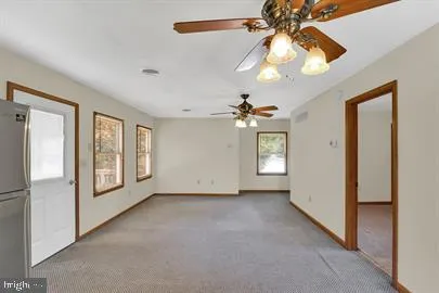 $975 | 1049 Yoder Drive, Unit A, Hartly, DE 19953