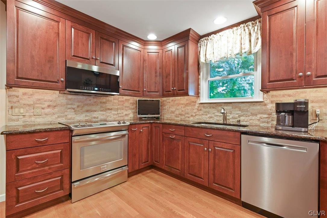 4537 Steuben Road Bethlehem, PA 18020 - Photo 12 of 40 Gallery Image 12
