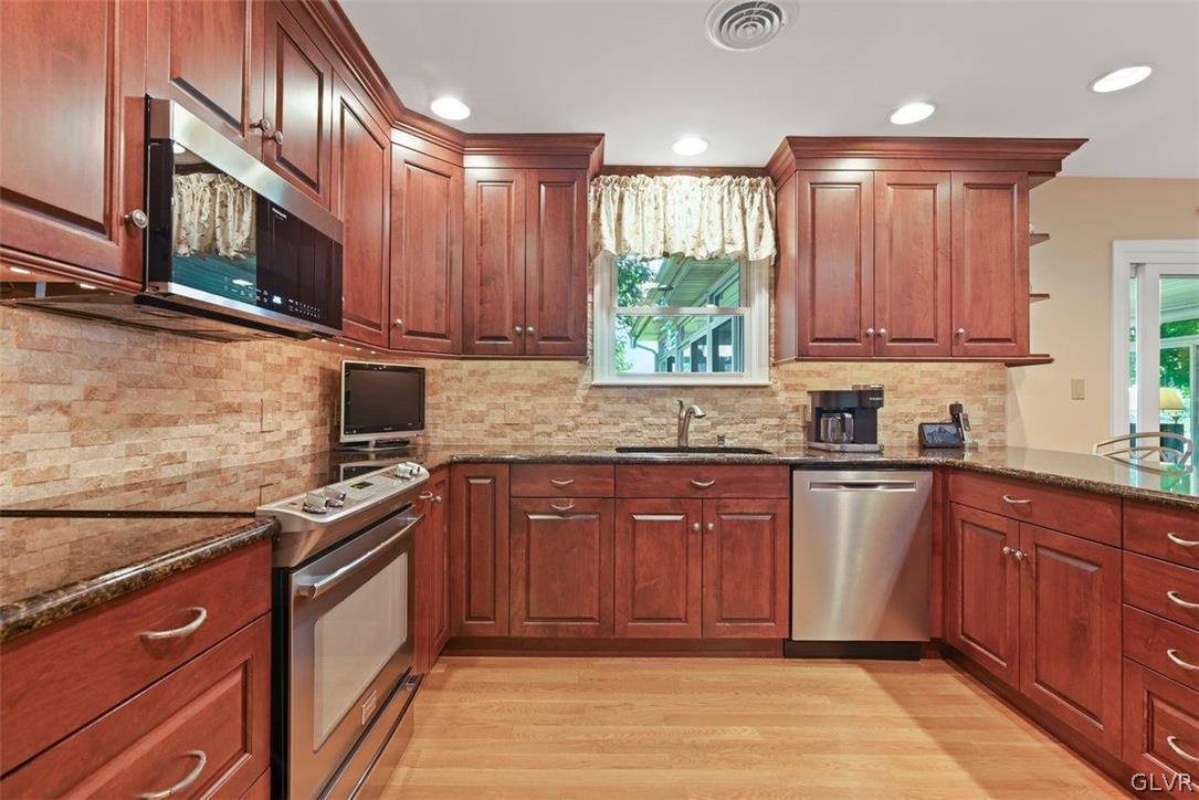 4537 Steuben Road Bethlehem, PA 18020 - Photo 14 of 40 Gallery Image 14