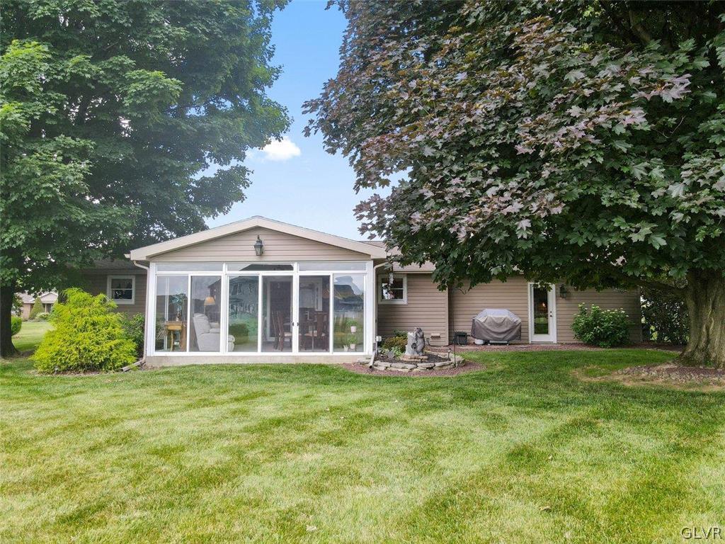 4537 Steuben Road Bethlehem, PA 18020 - Photo 17 of 40 Gallery Image 17