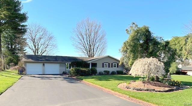4537 Steuben Road Bethlehem, PA 18020 - Photo 2 of 40 Gallery Image 2