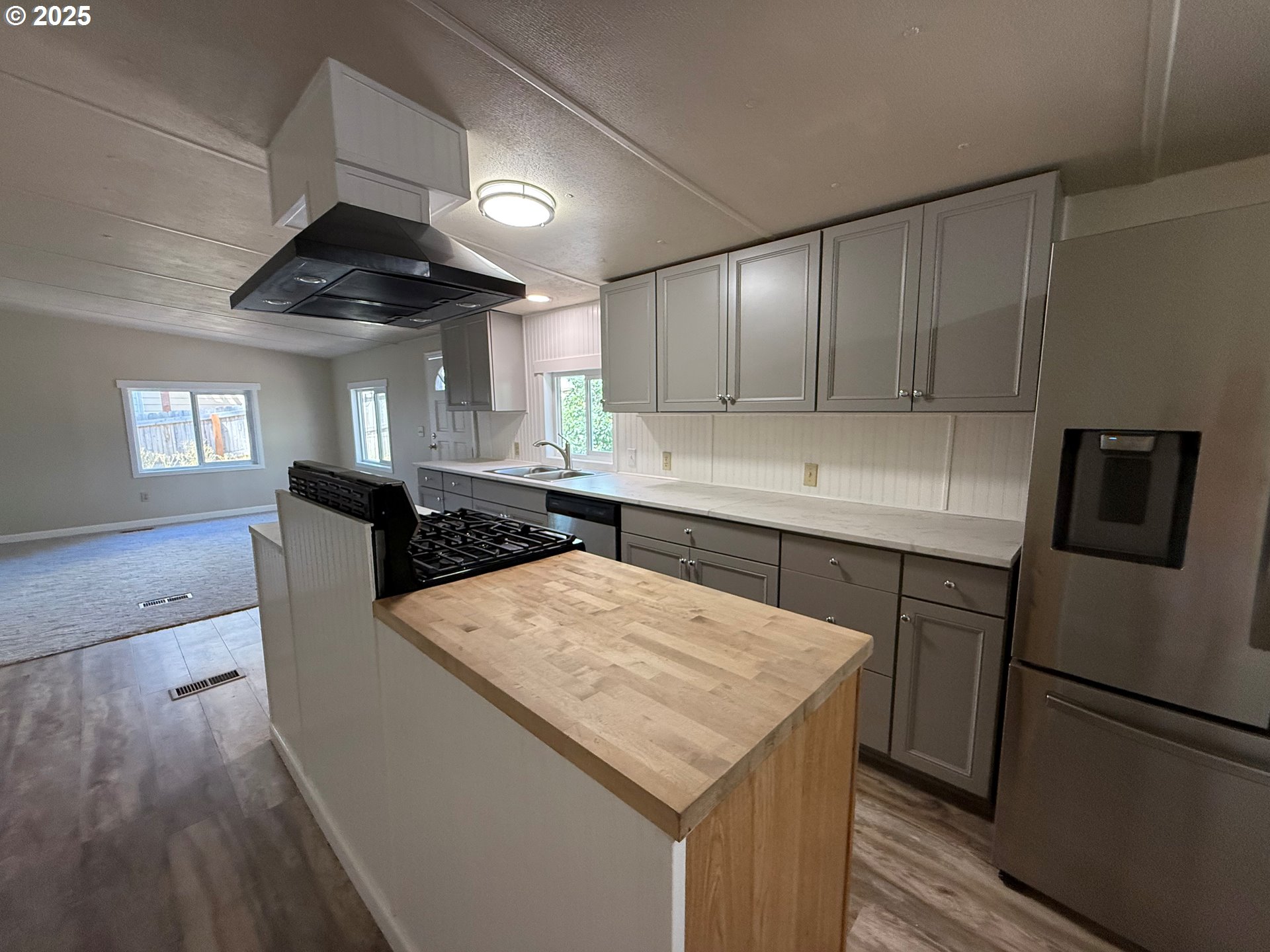 37600 Sunset Street, Unit 31 Sandy, OR 97055 - Photo 3 of 15 Gallery Image 3