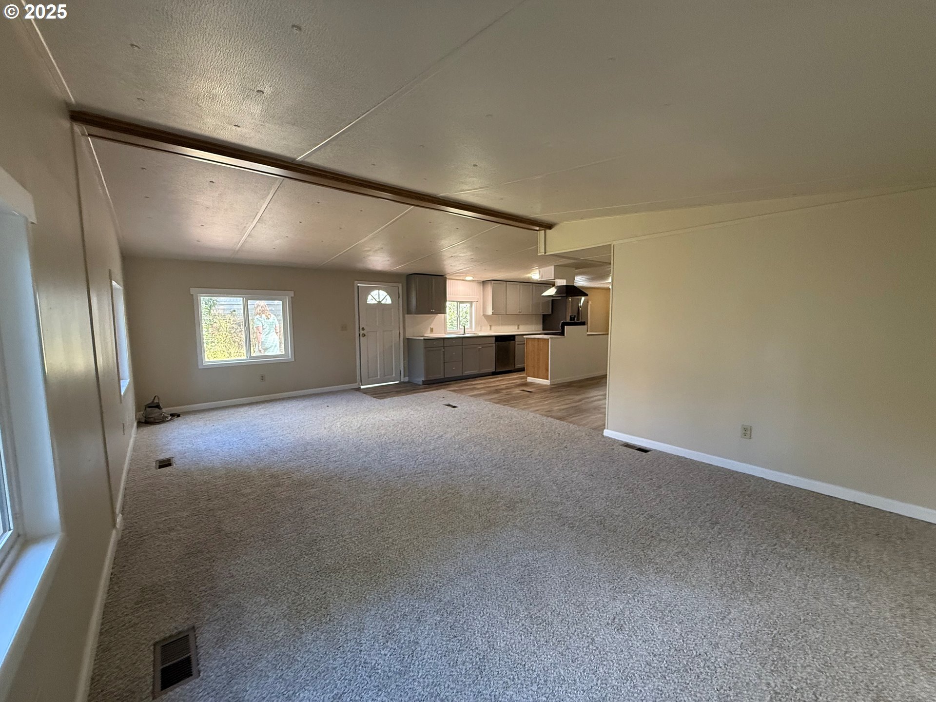 37600 Sunset Street, Unit 31 Sandy, OR 97055 - Photo 6 of 15 Family Room