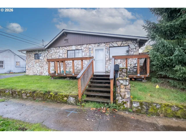 $329,999 | 232 East Carolina Street, Lebanon, OR 97355