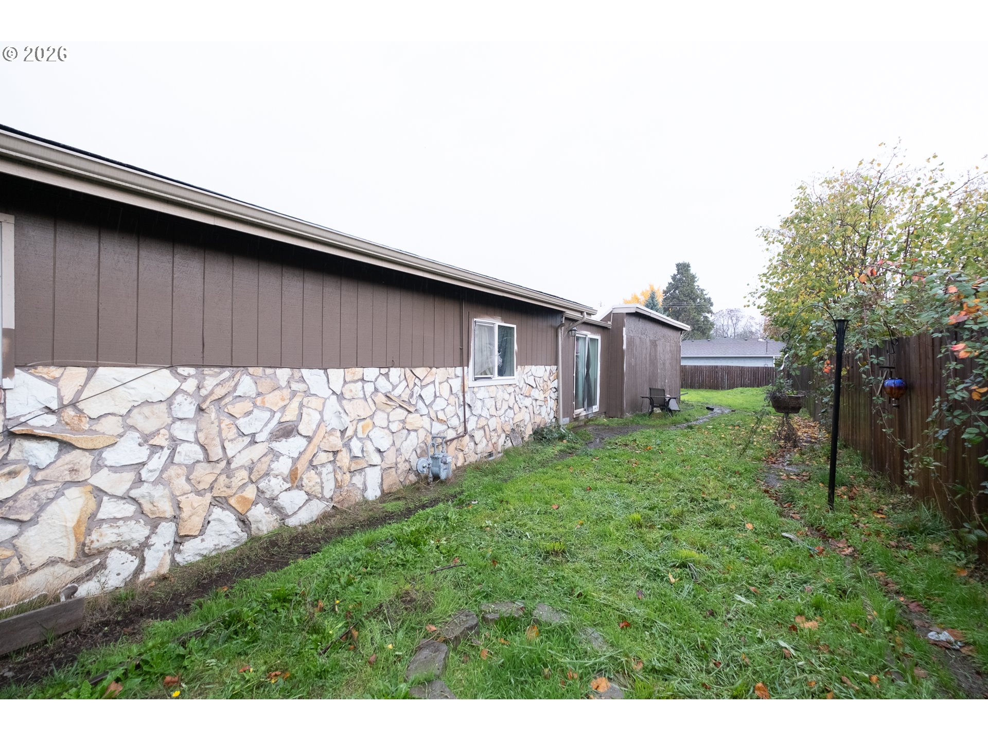 232 East Carolina Street Lebanon, OR 97355 - Photo 26 of 28