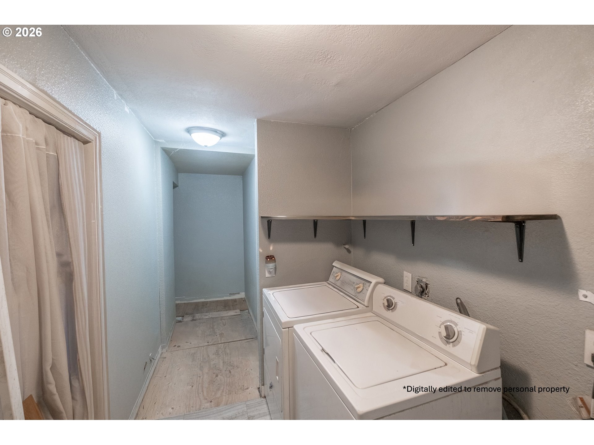 232 East Carolina Street Lebanon, OR 97355 - Photo 3 of 28