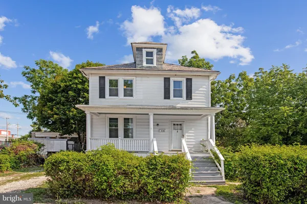 $2,400 | 508 Cording Avenue, Baltimore, MD 21212