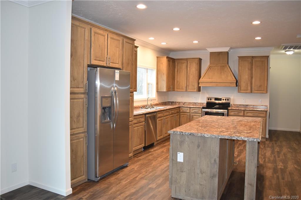 451 Hacketts Road Millers Creek, NC 28651 - Photo 12 of 31 Gallery Image 12