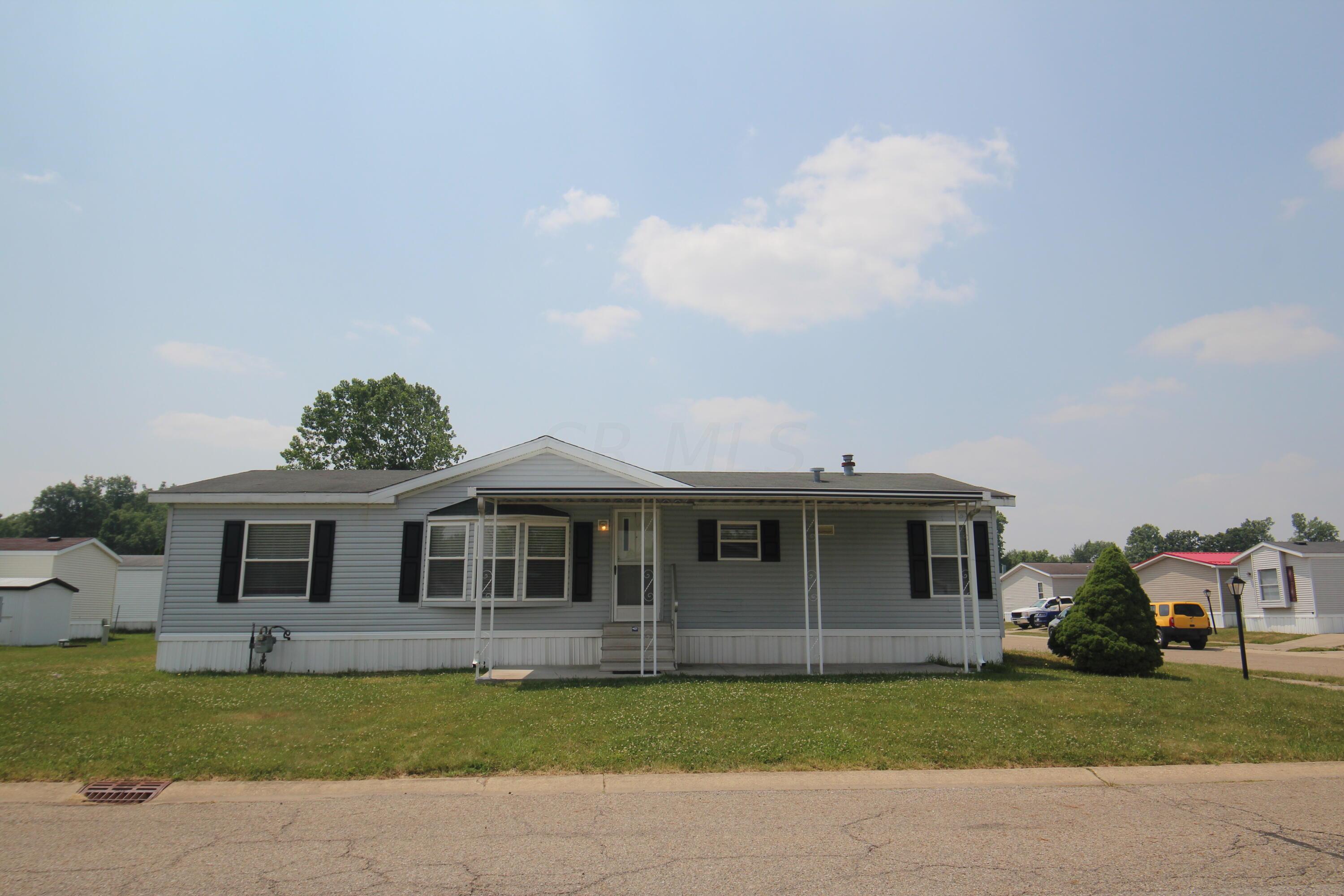 411 Doris Road Pataskala, OH 43062 - Photo 5 of 42 IMG_6734