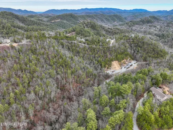 $289,000 | 651 Hawk View Drive, Townsend, TN 37882
